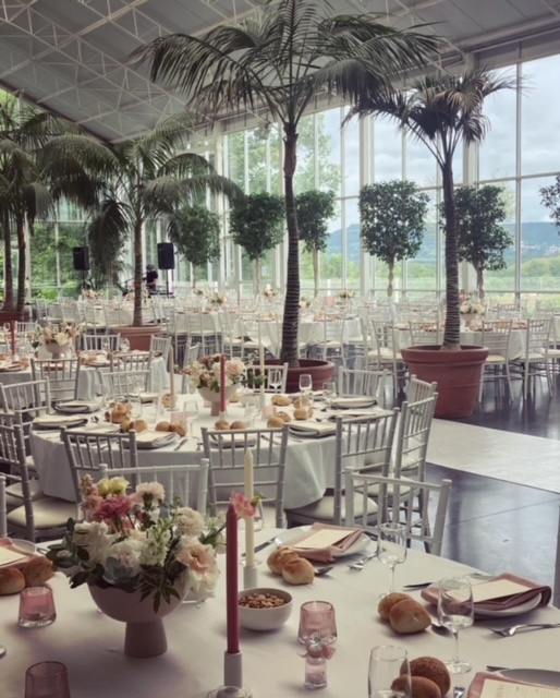 Mariage sous les palmiers dans une verriere de 600M2 à Lyon